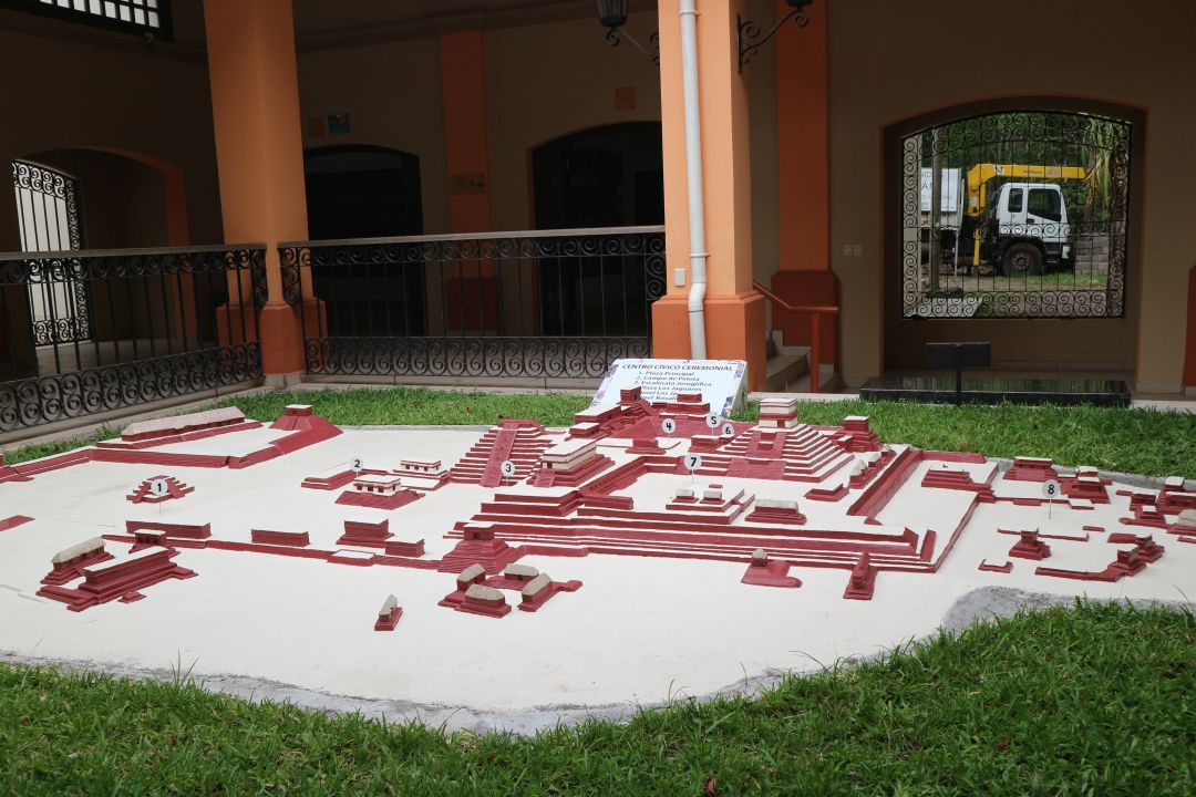 Die Mayaruinen von Copan mehr als nur ein Haufen alter Steine!